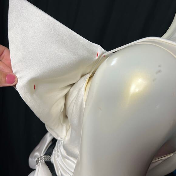 Vintage JCPenney White Satin Peplum Top Rhinestone Bow Size 9 10 - Picture 15 of 16